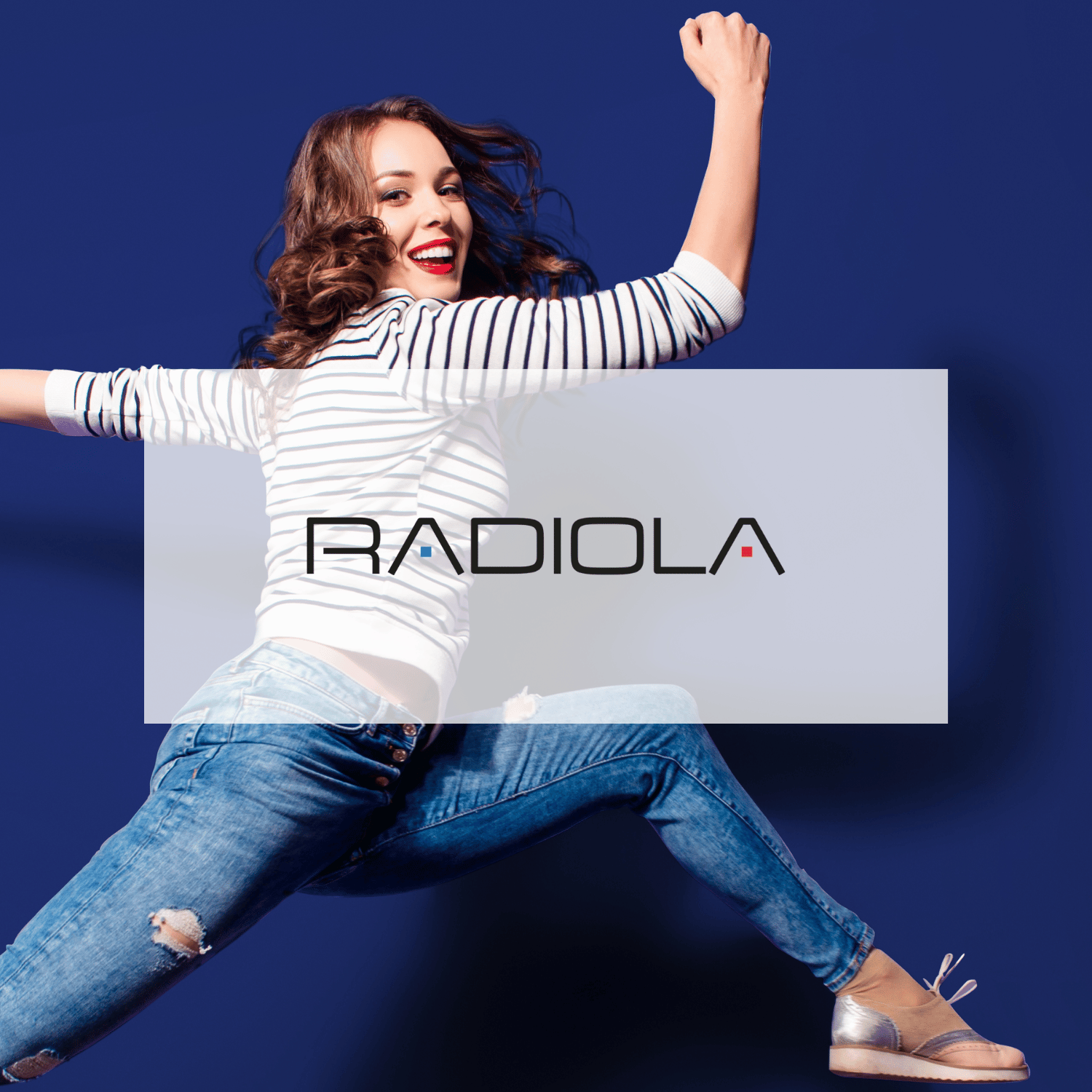 TILE_RADIOLA-narrow-logo